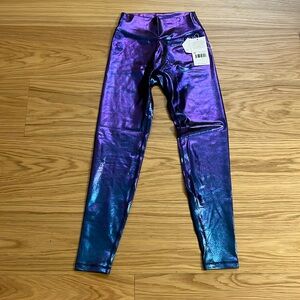 BuffBunny Rebel Legging in Mood Ring Holographic (Medium)